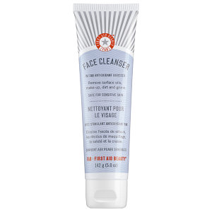 FIRST-AID-BEAUTY-FACE-CLEANSER